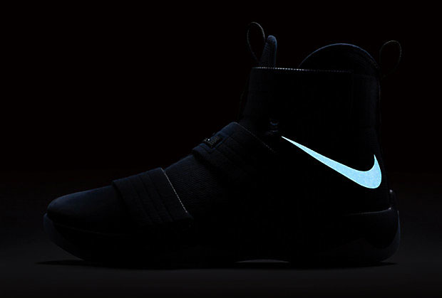 nike-lebron-soldier-10-navy-royal-7