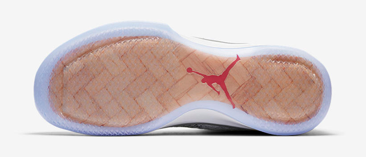 air-jordan-31-cny-chinese-new-year-outsole-view