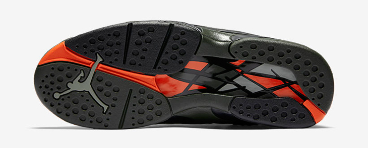 air-jordan-8-take-flight-outsole-view