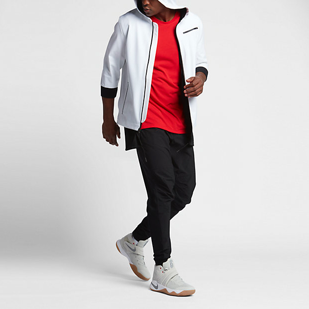 nike-kyrie-3-jacket-white-black-4