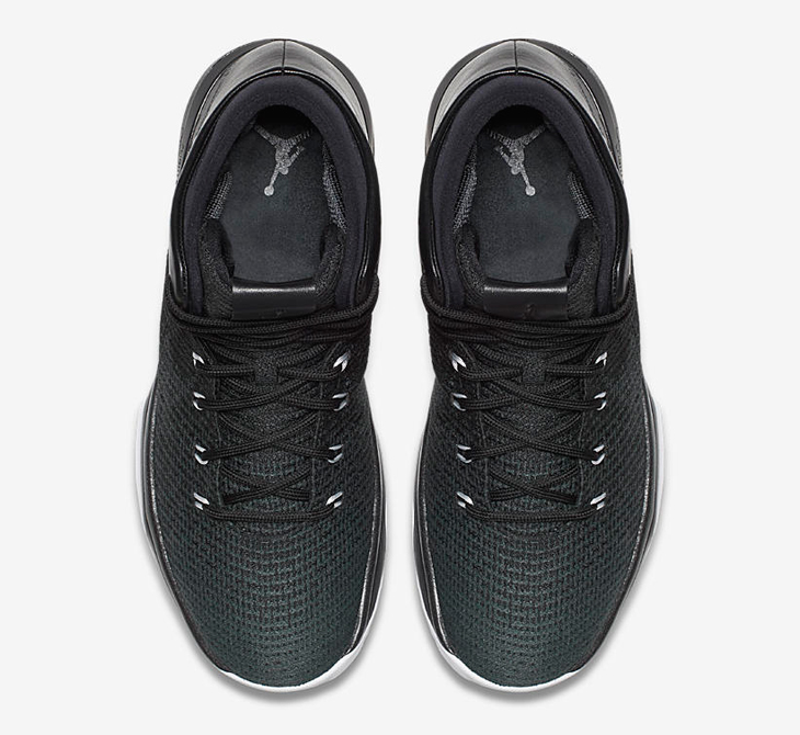air-jordan-31-black-cat-3