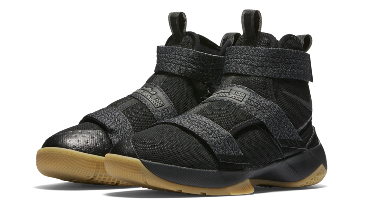 nike-lebron-soldier-10-flyease-black-gum