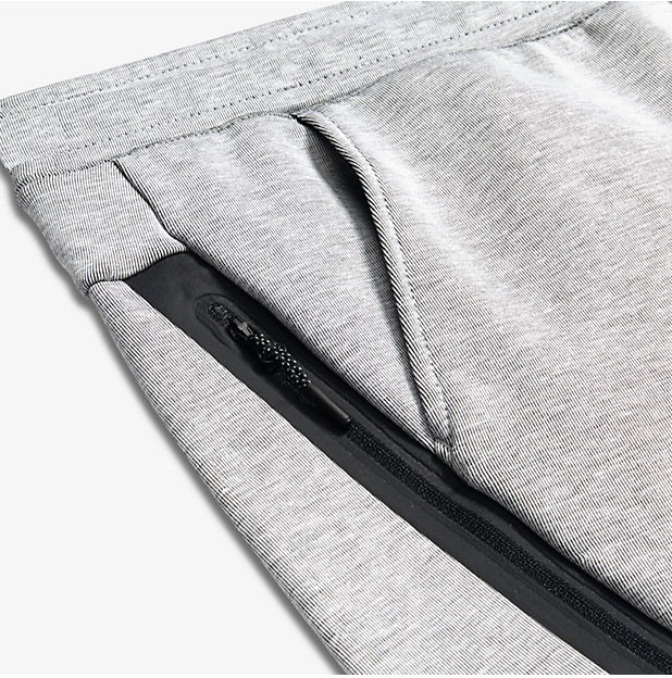 nike tech fleece joggers black and white