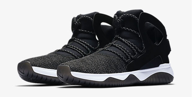nike-air-flight-huarache-ultra-black-1