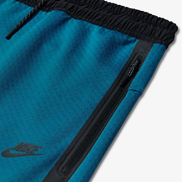 nike-sportswear-tech-fleece-shorts-blue-2