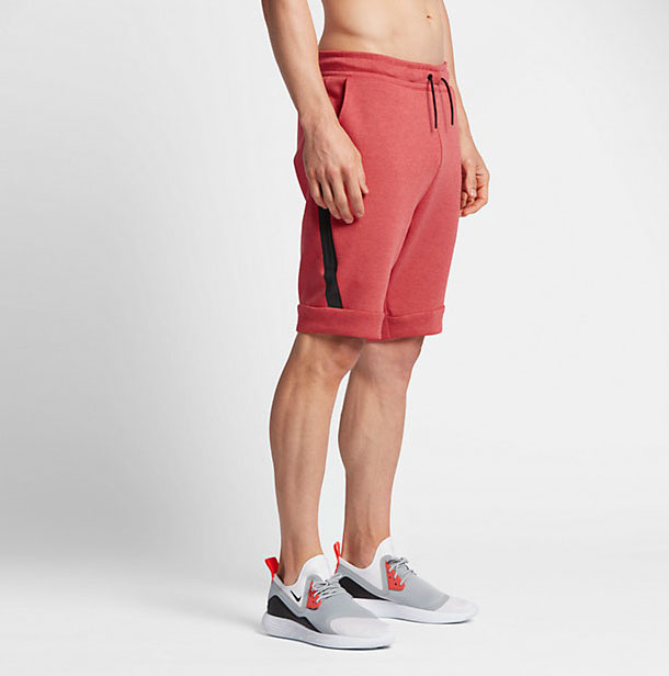 nike-sportswear-tech-fleece-shorts-red-4