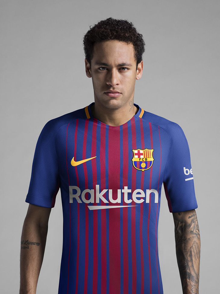 Neymar-Barcelona-2018-Home-Kit-1