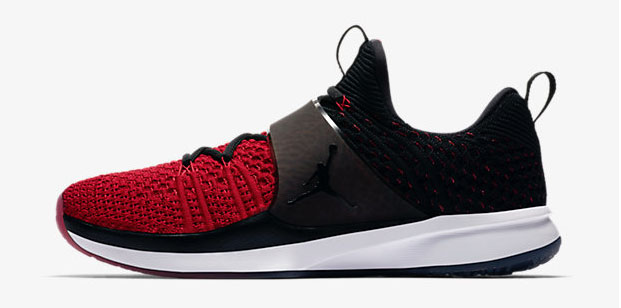 jordan-trainer-flyknit-2-bred-black-red-2