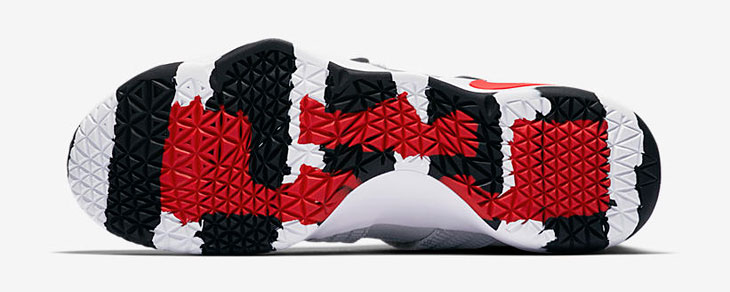 nike-lebron-soldier-11-metallic-silver-6
