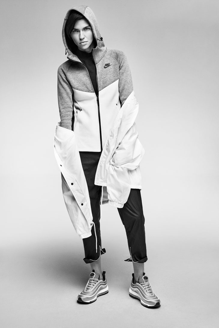 nike-tech-fleece-womens-clothing-fall-2017-4