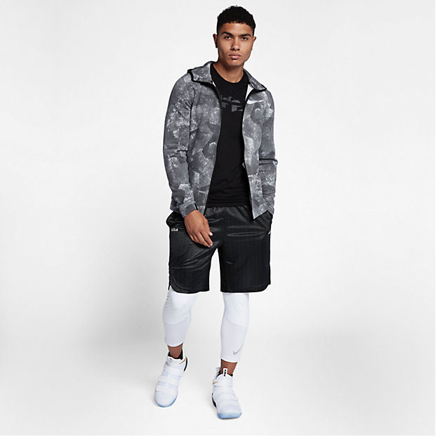 nike-lebron-15-showtime-hoodie-grey-3