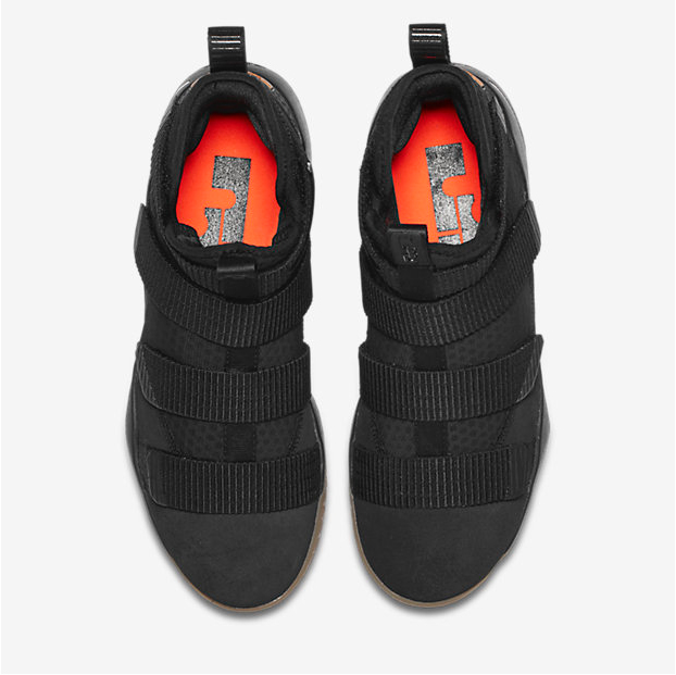 lebron soldier 11 black gum