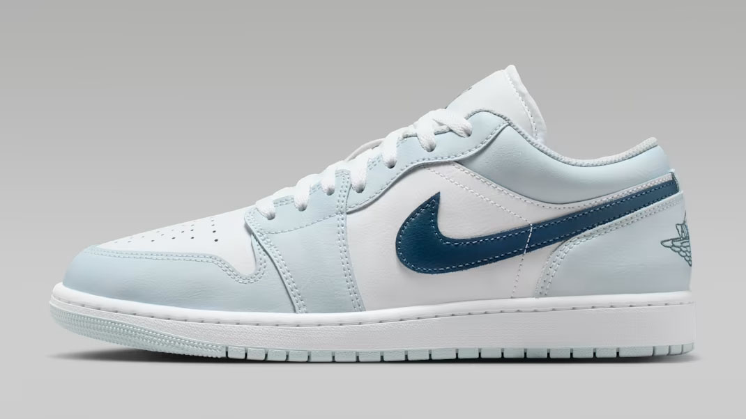 Air Jordan 1 Low Aura White Squadron Blue Mens Shoes 553558-400