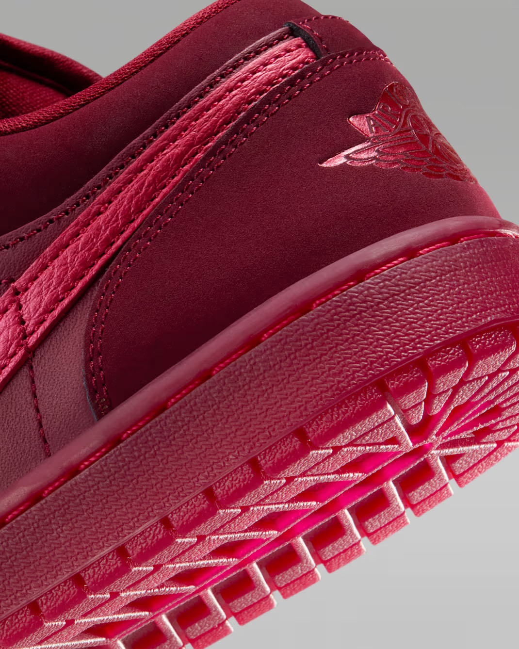 Air Jordan 1 Low SE Valentines Day 2026 Team Red Womens Shoes 8
