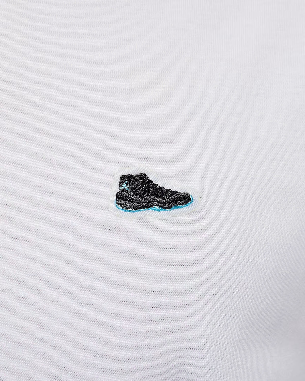 Air Jordan 11 Gamma 2025 Mens AJ11 Sneaker Patch T Shirt White 2