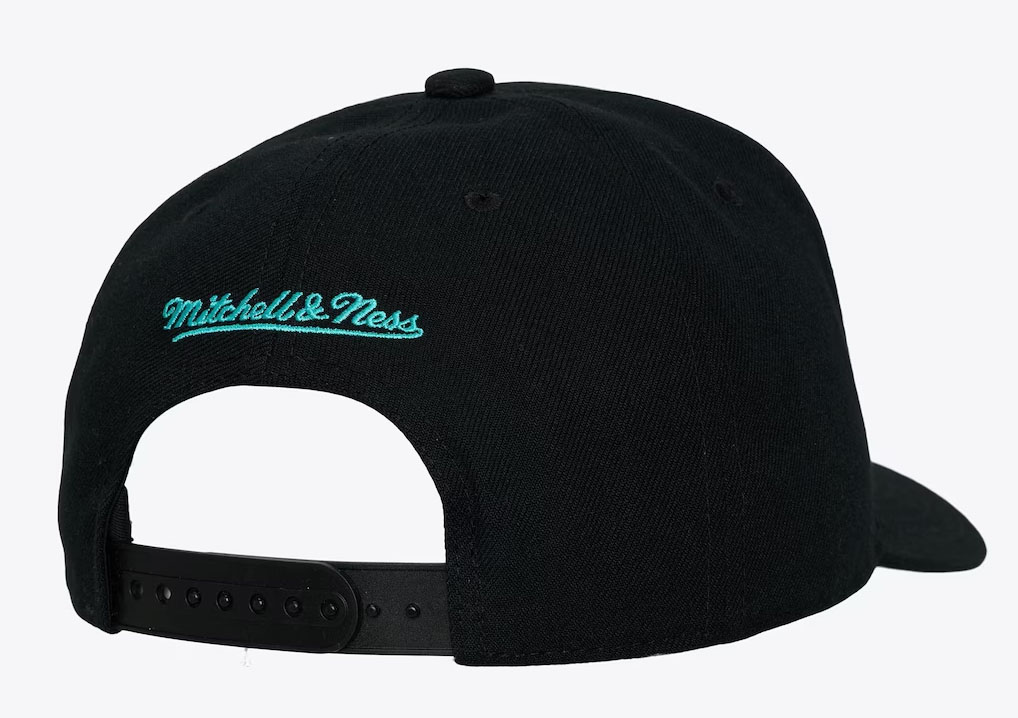 Air Jordan 11 Gamma Blue 2025 Chicago Bulls Hat Mitchell and Ness Pro Crown Curved Brim Snapback Cap 2