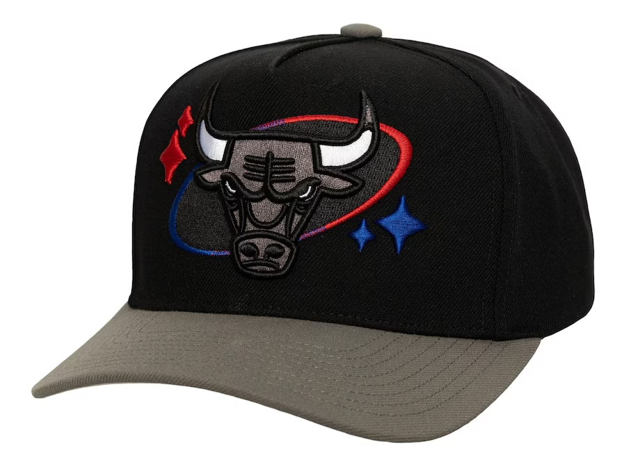 Air Jordan 4 Rare Air Bulls Hat Snapback Cap Mitchell and Ness 1