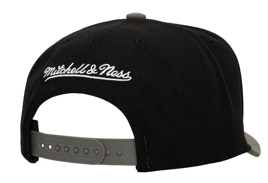 Air Jordan 4 Rare Air Bulls Hat Snapback Cap Mitchell and Ness 2