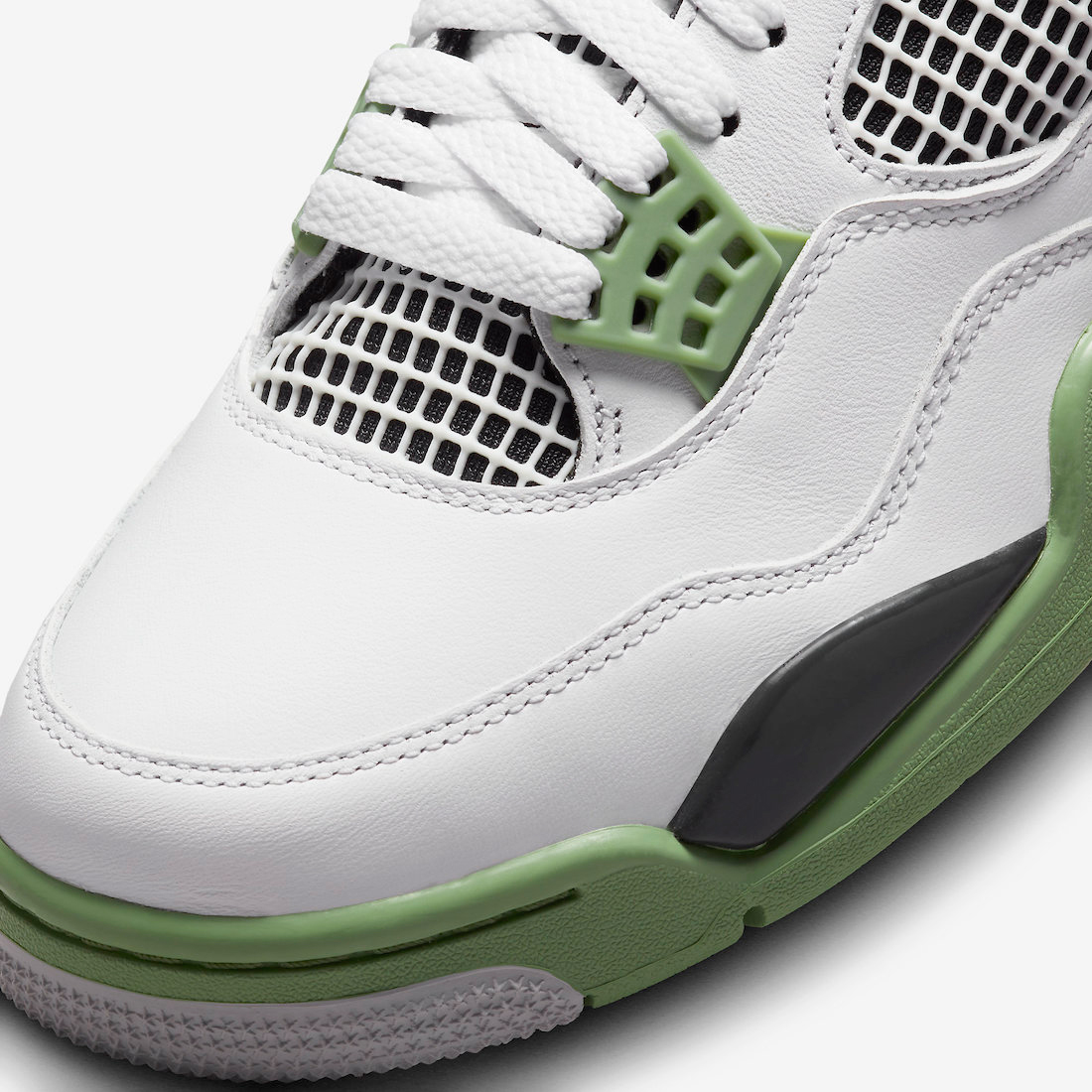 Air-Jordan-4-Seafoam-AQ9129-103-Release-Date-7