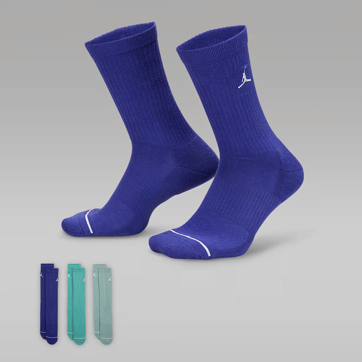 Air-Jordan-5-Grape-2025-Crew-Socks-1