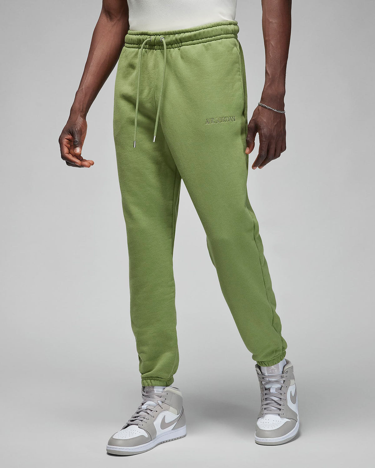 Air-Jordan-Wordmark-Fleece-Pants-Sky-J-Light-Olive