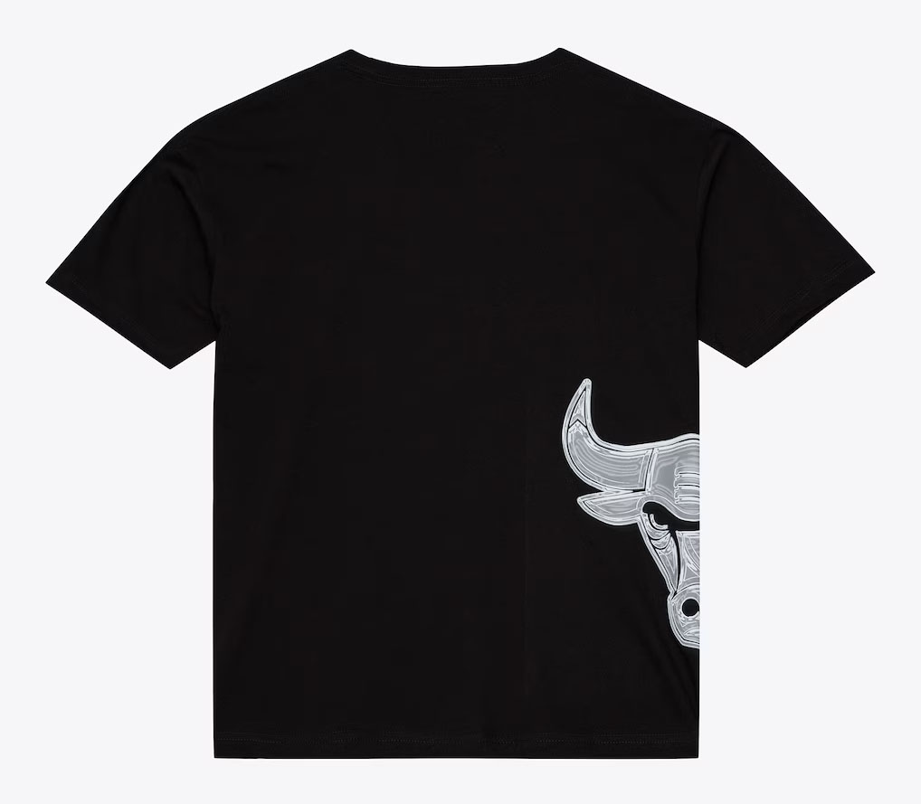 Chicago Bulls Mitchell & Ness Chrome Heritage T-Shirt Black 2