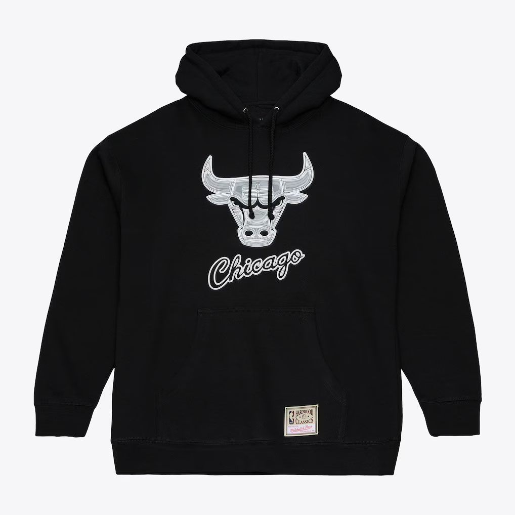 Chicago Bulls Mitchell & Ness Chrome Hoodie Black