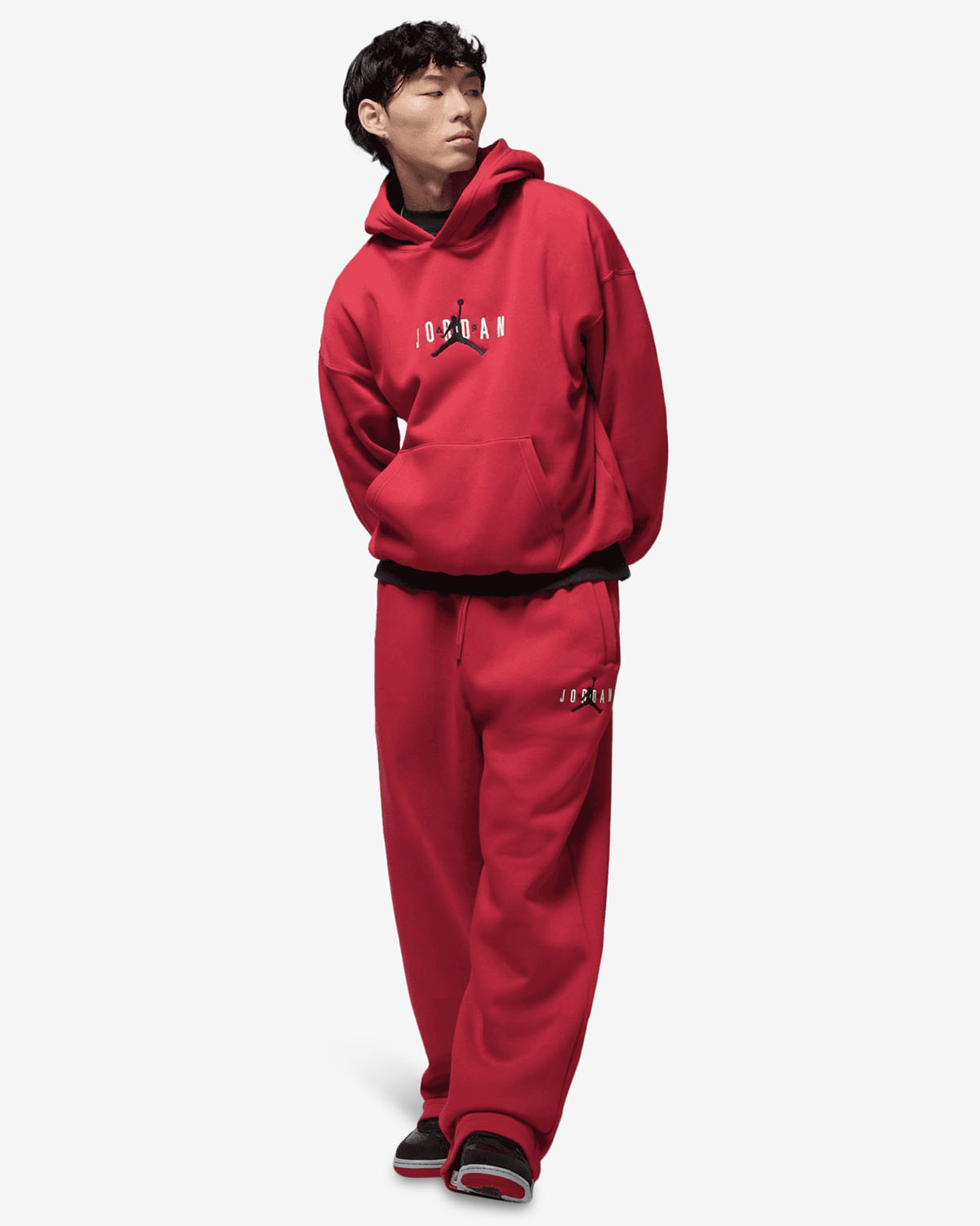Jordan-Brooklyn-Fleece-Oversize-Stretch-Mens-Hoodie-and-Pants-Red-Outfit