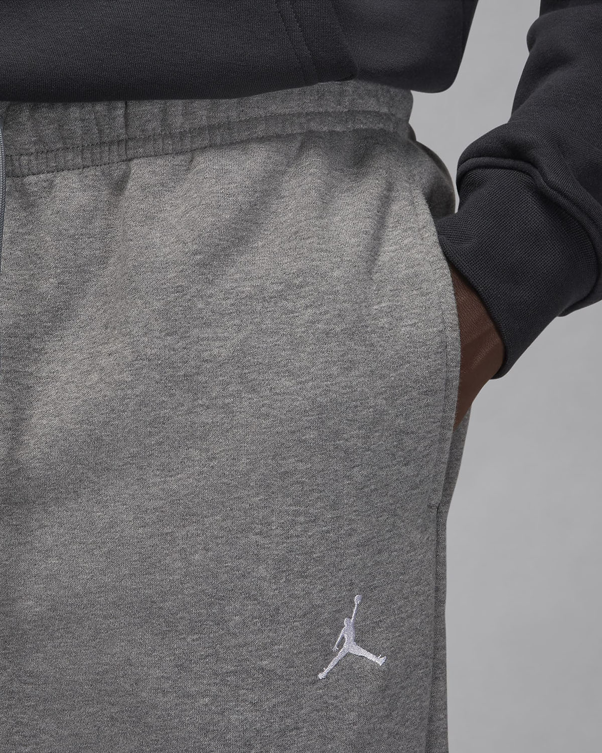 Jordan-Brooklyn-Fleece-Pants-Carbon-Heather-Grey-2