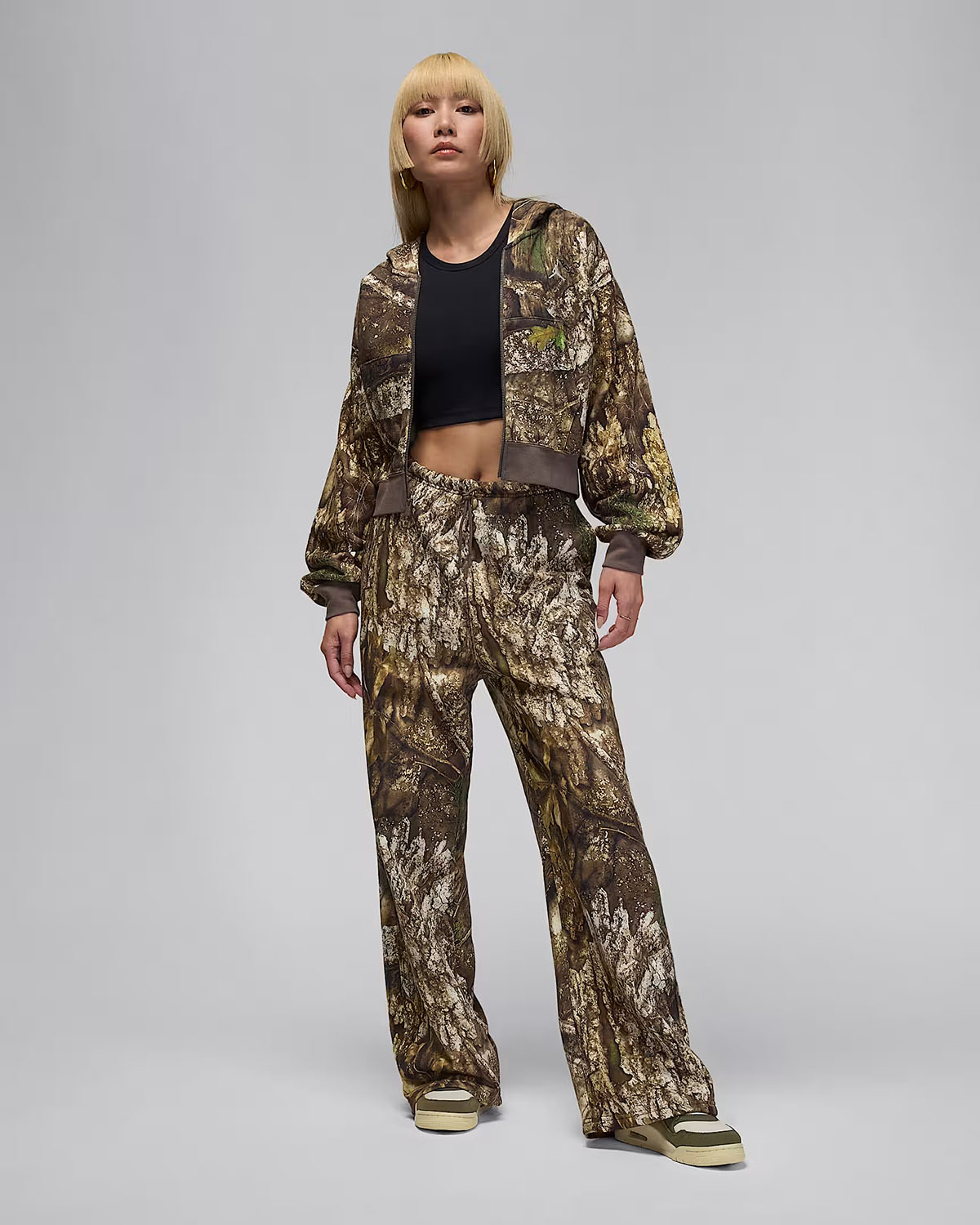 Jordan Brooklyn Fleece Womens Realtree Hoodie and Pants Outfit