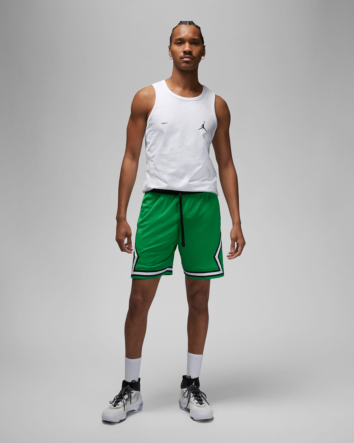 Jordan-Diamond-Shorts-Lucky-Green-White-Black-1