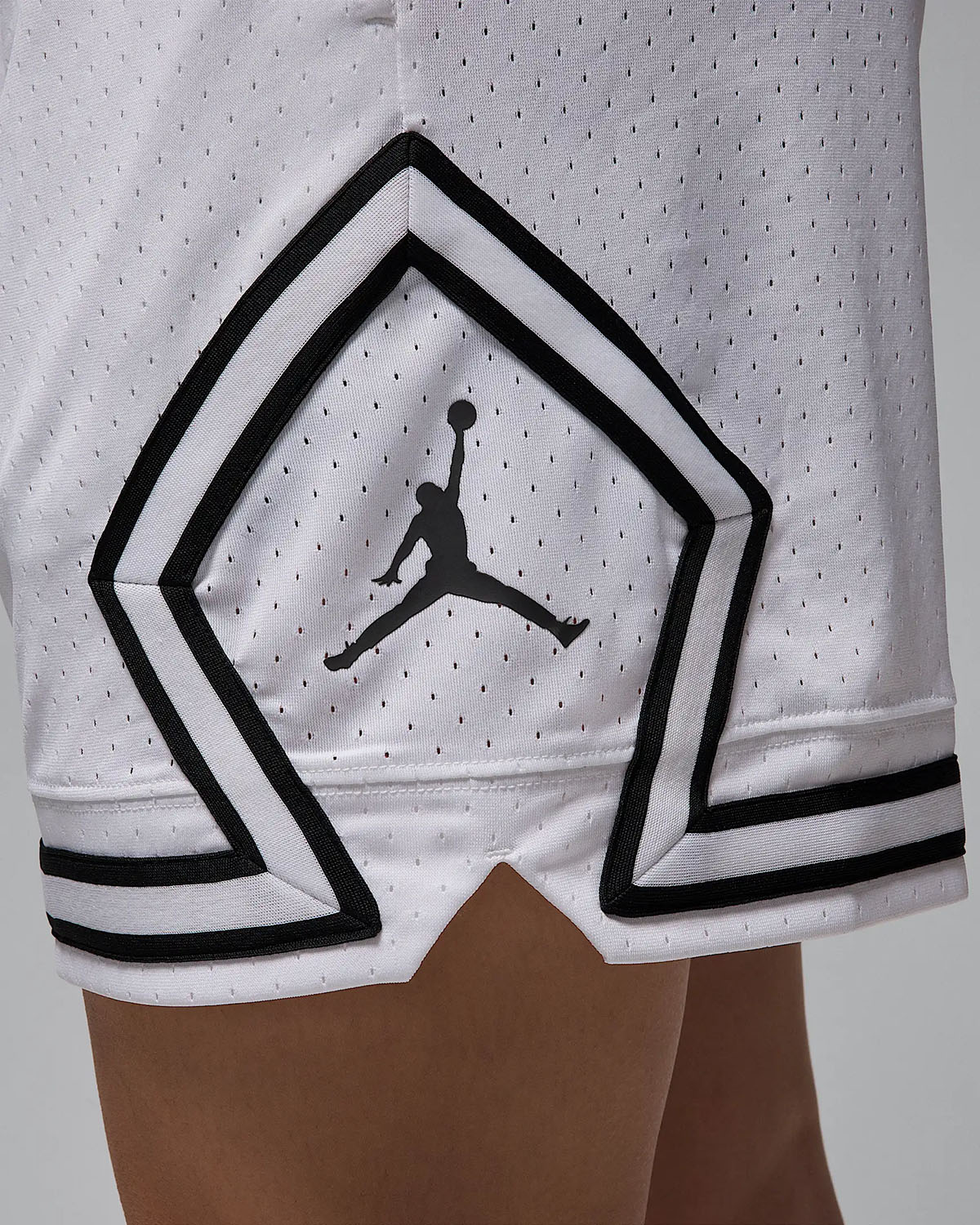 Jordan-Dri-Fit-Sport-Diamond-Shorts-White-Black-2