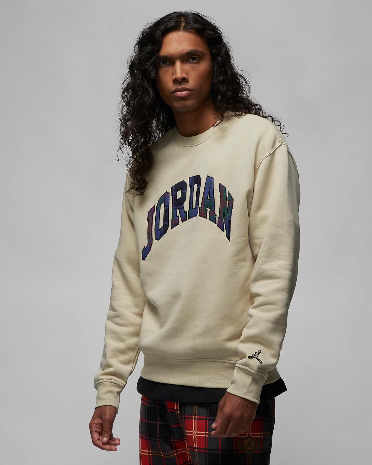 Jordan-Essential-Plaid-Holiday-2022-Crew-Sweatshirt-Rattan