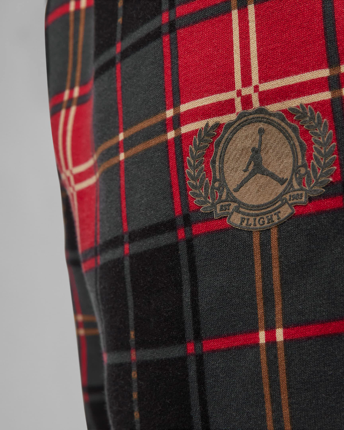 Jordan-Essential-Plaid-Holiday-2022-Pants-Fire-Red-Dark-Driftwood-2