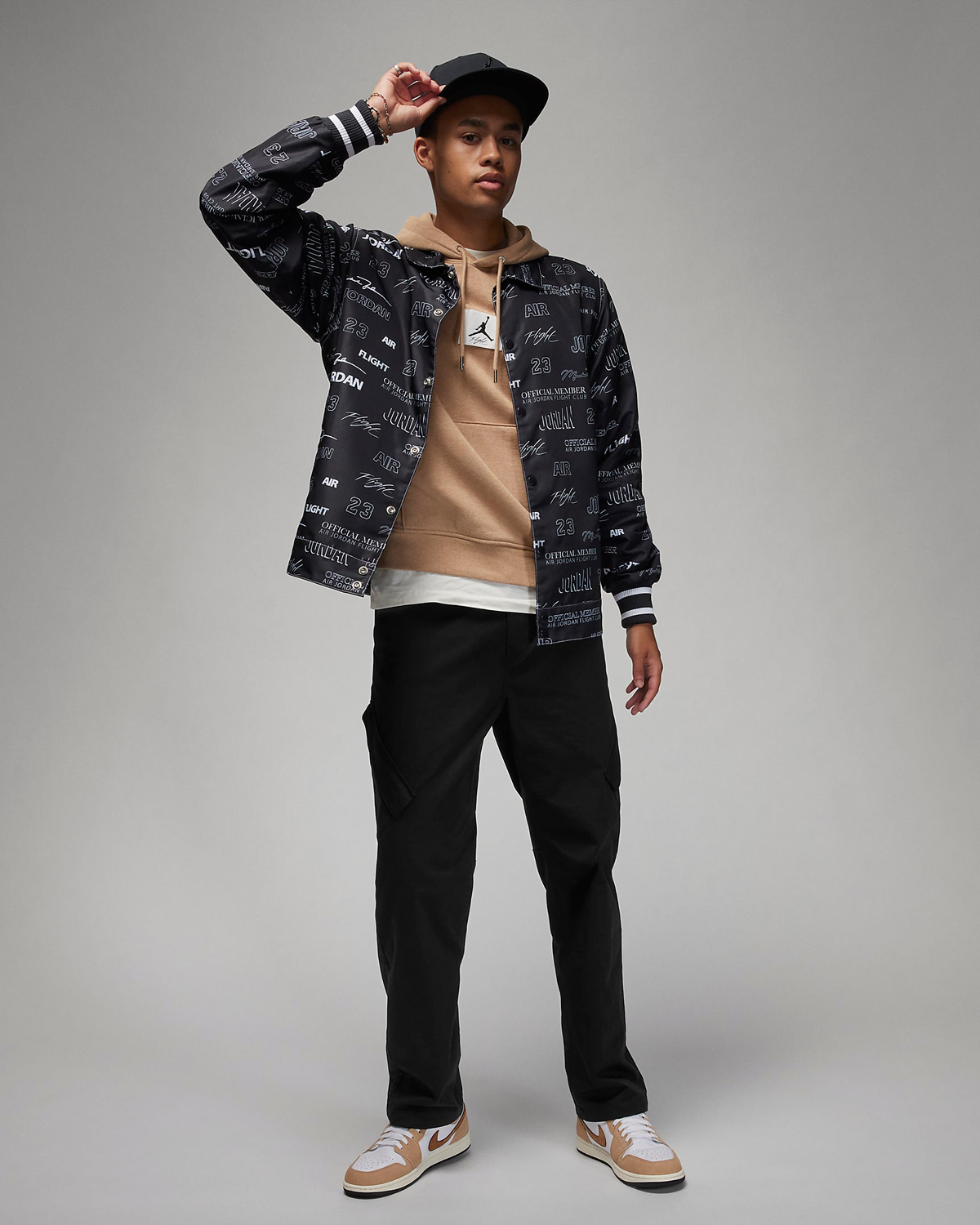 Jordan-Essentials-Chicago-Pants-Black-Outfit