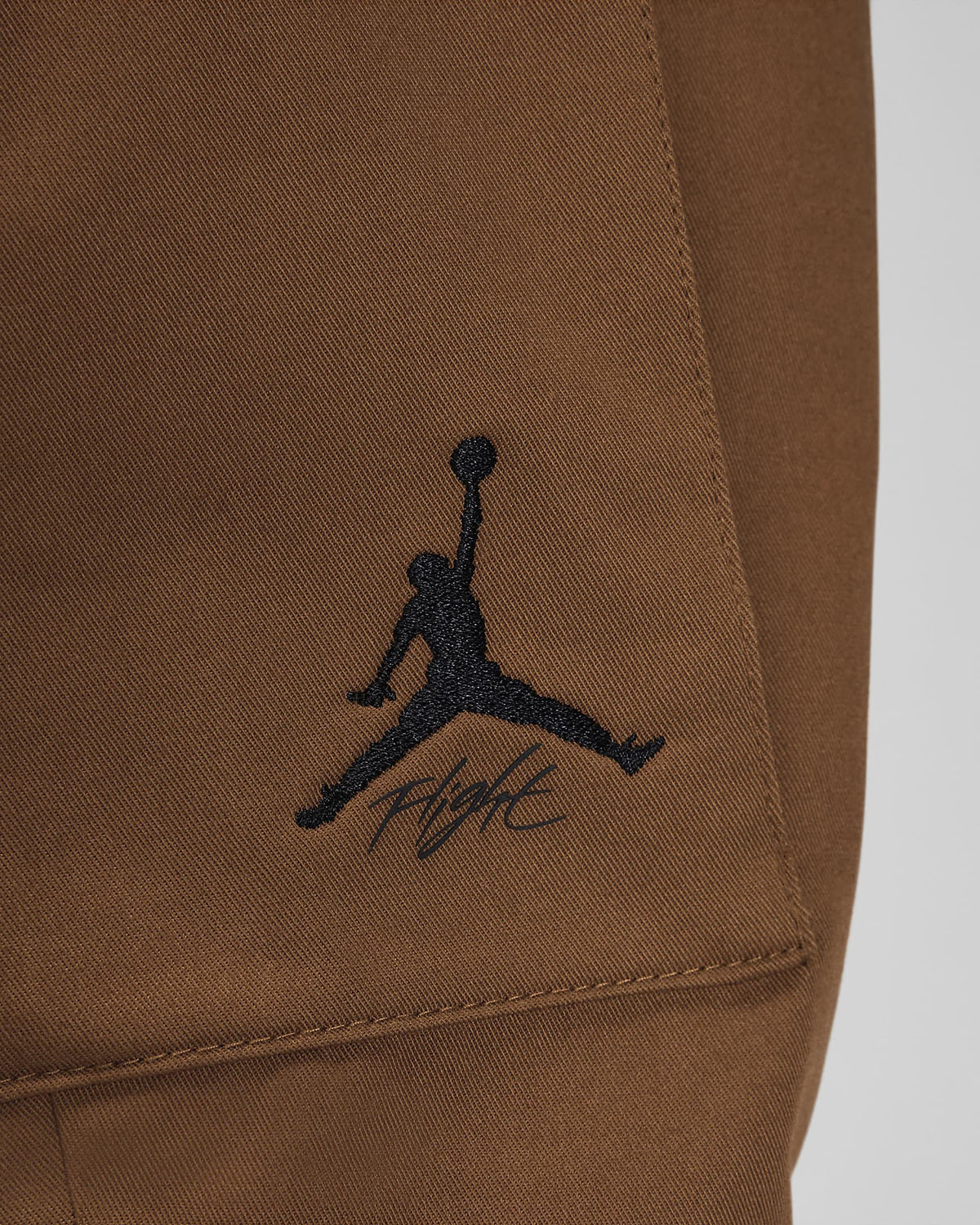 Jordan Essentials Chicago Pants Brown Light British Tan 3