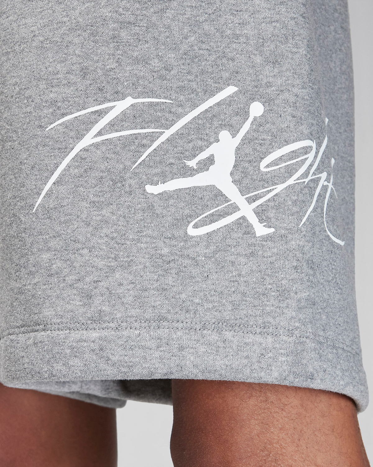 Jordan-Essentials-Fleece-Flight-Shorts-Grey-Carbon-Heather-4