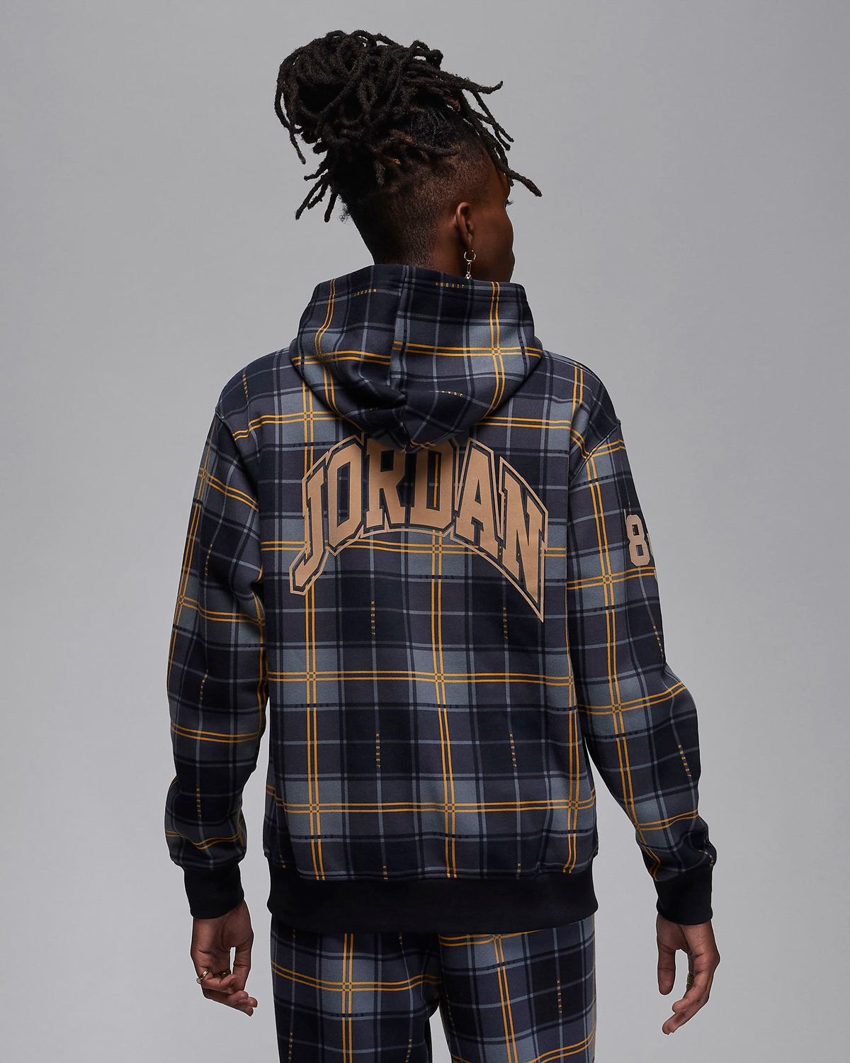 Jordan-Essentials-Holiday-2023-Plaid-Hoodie-Black-Gold-2