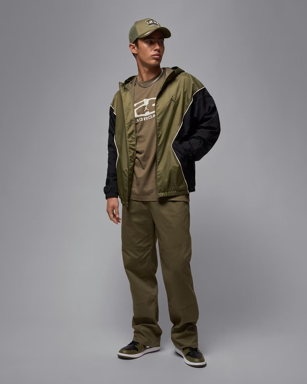 Jordan Essentials Mens Woven Pants Medium Olive Outfit