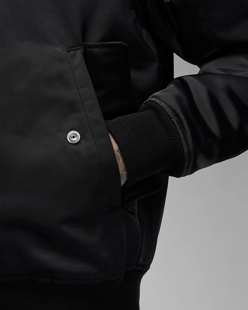 Jordan-Essentials-Renegade-Jacket-Black-Off-Noir-7