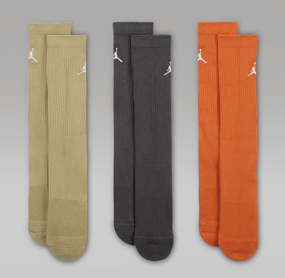 Jordan-Everyday-Crew-Socks-3-Pairs-Medium-Khaki-Starfish-Iron-Grey-2