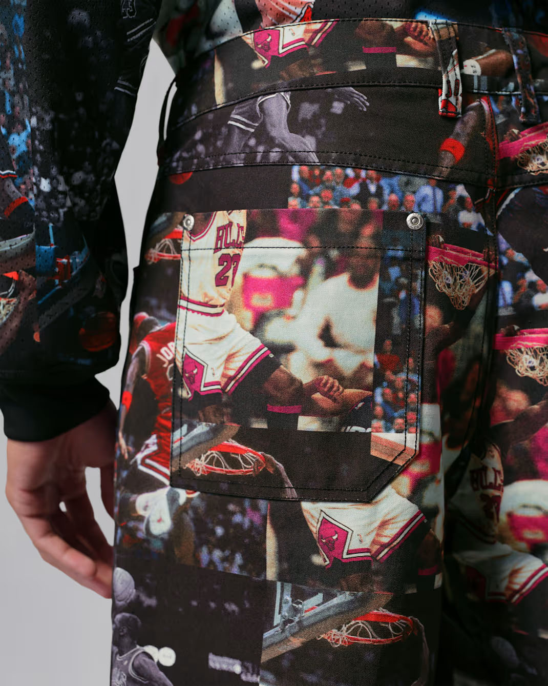 Jordan-Flight-All-Over-Print-Mens-Woven-Pants-Black-4