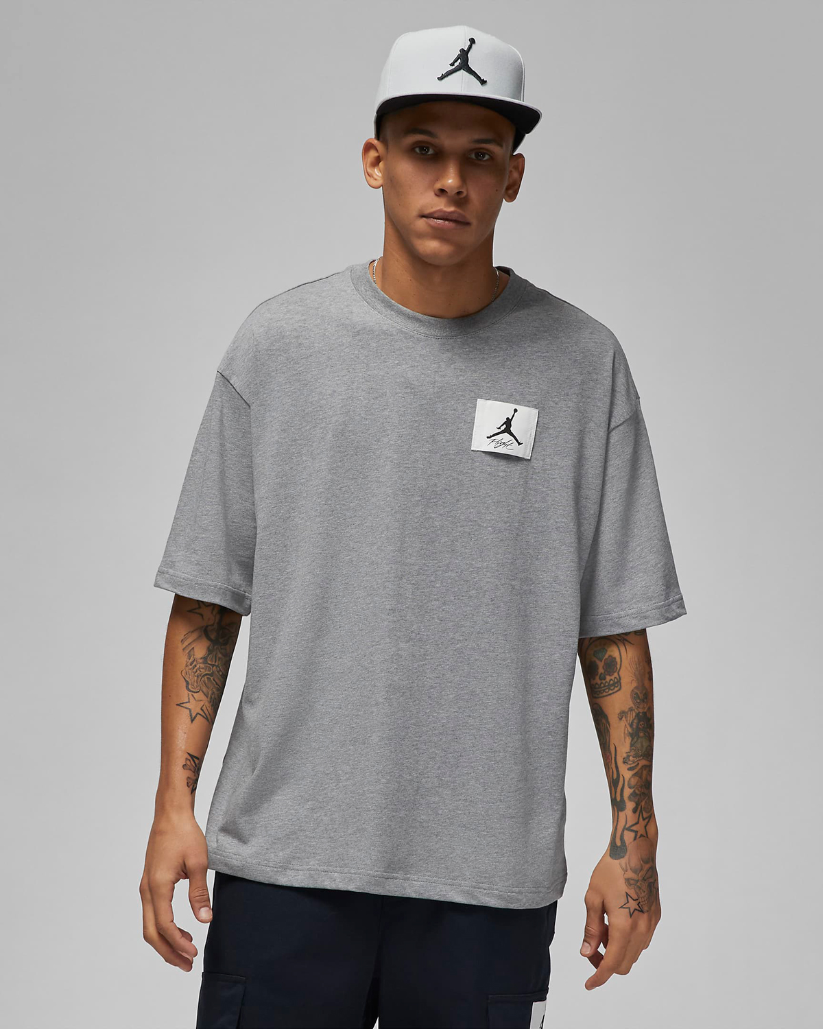 Jordan-Flight-Essentials-Oversized-T-Shirt-Grey-Carbon-Heather