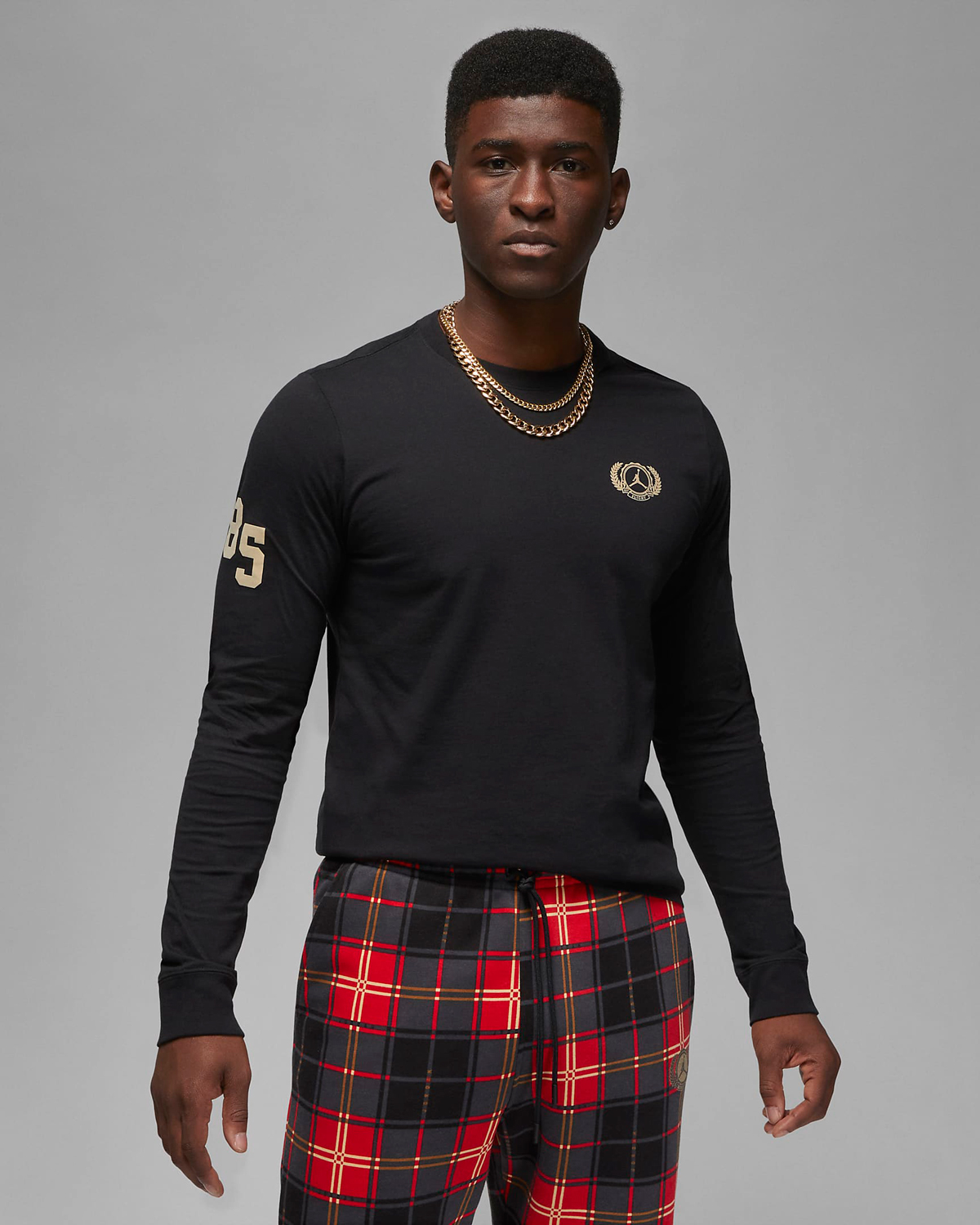Jordan-Holiday-2022-Long-Sleeve-T-Shirt-Black-1