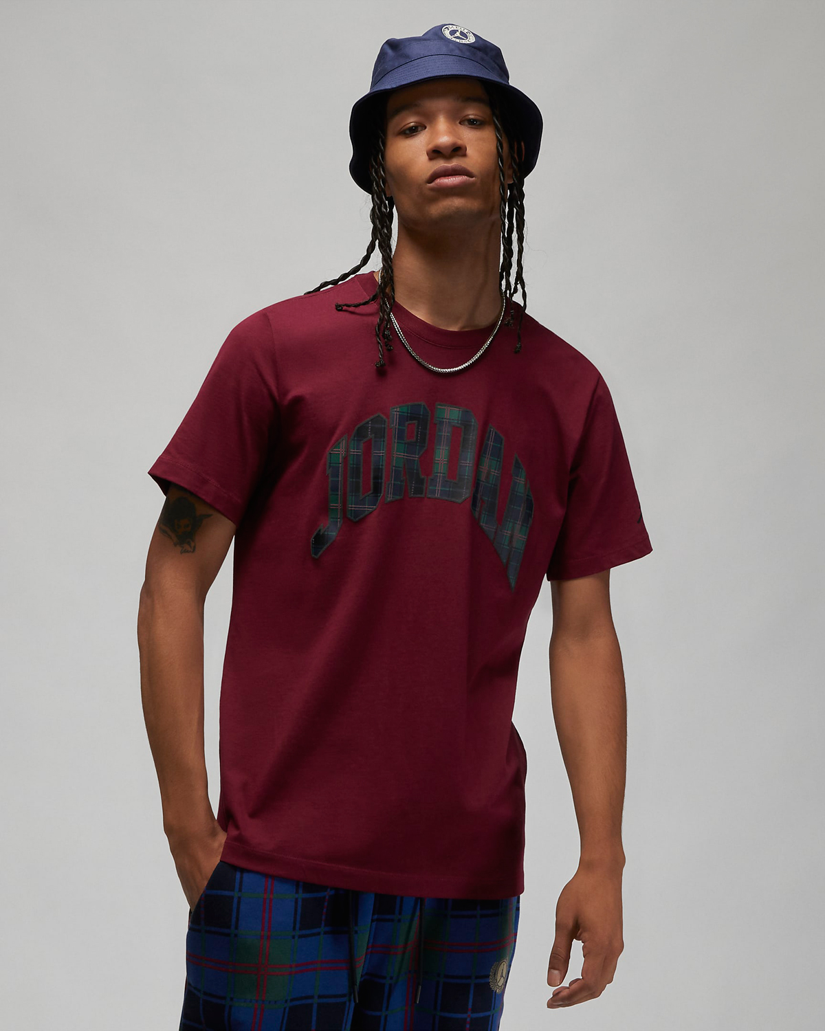 Jordan-Holiday-2022-Plaid-T-Shirt-Cherrywood-Red
