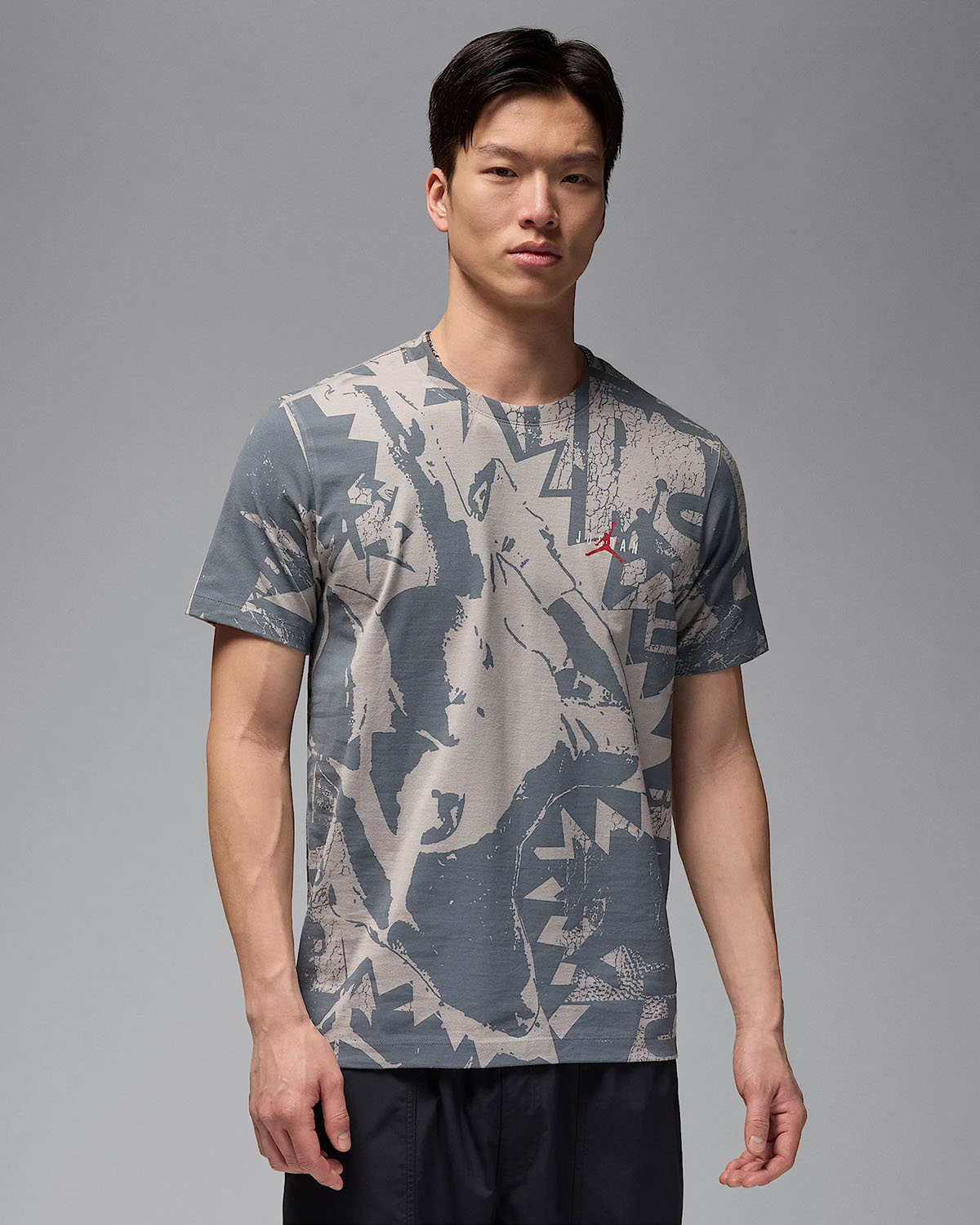 Jordan-Mens-Graphic-T-Shirt-Cool-Grey-Medium-Grey-1
