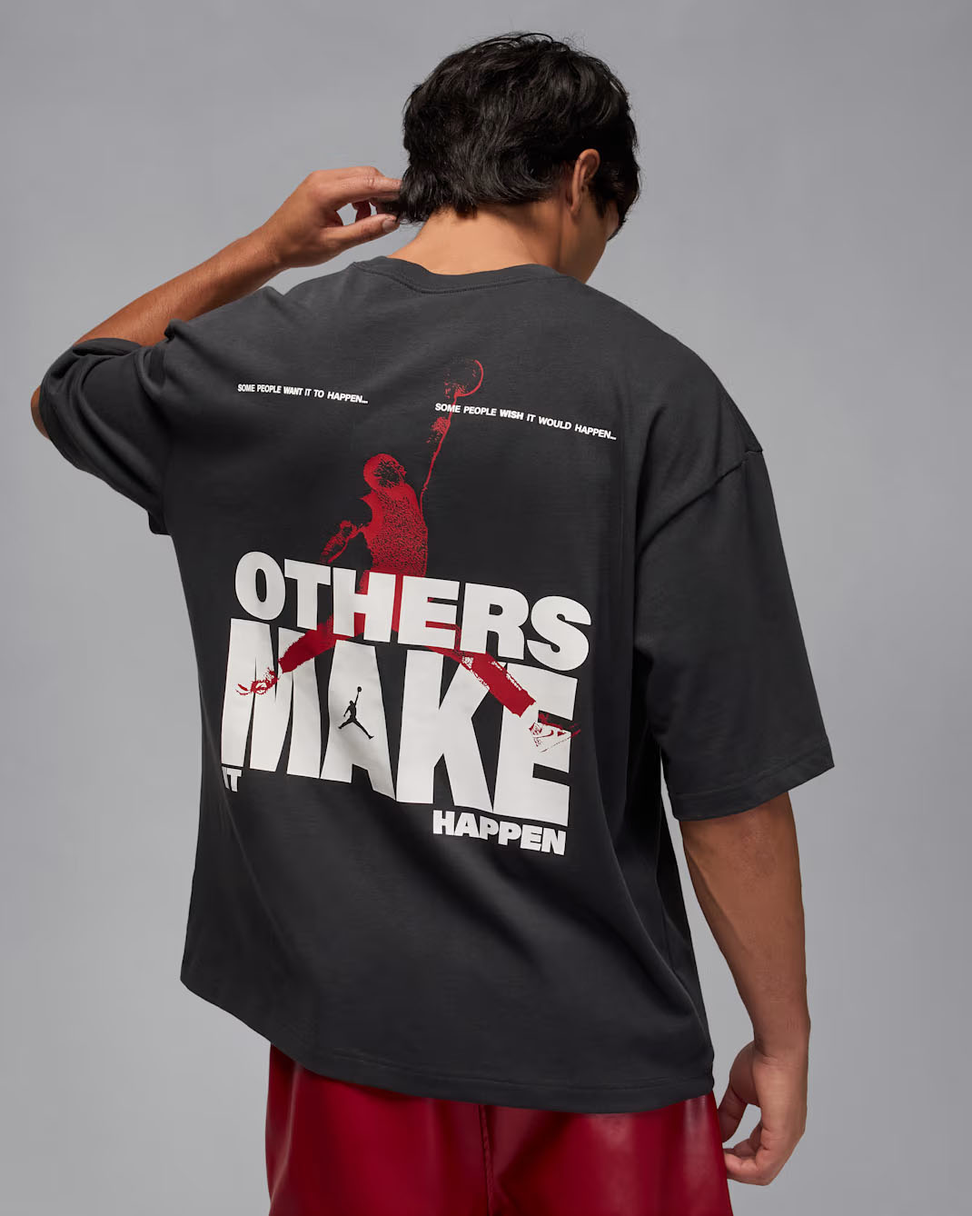 Jordan-Mens-Oversized-Reissue-T-Shirt-Off-Noir-2