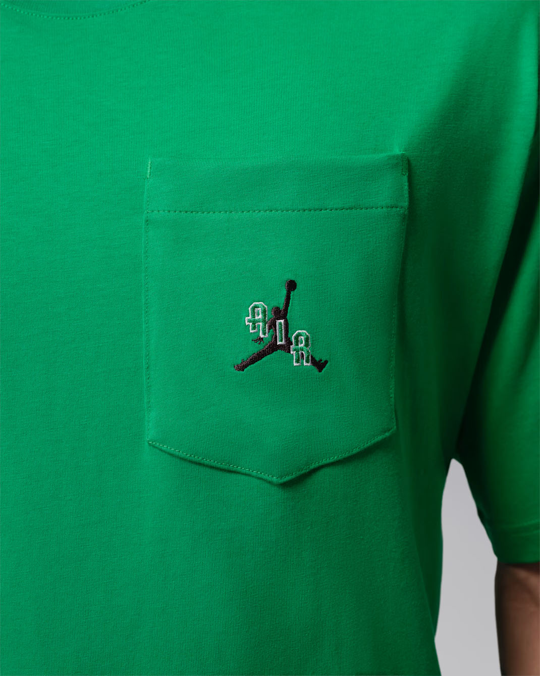 Jordan Men's Pocket T-Shirt Lucky Green 2
