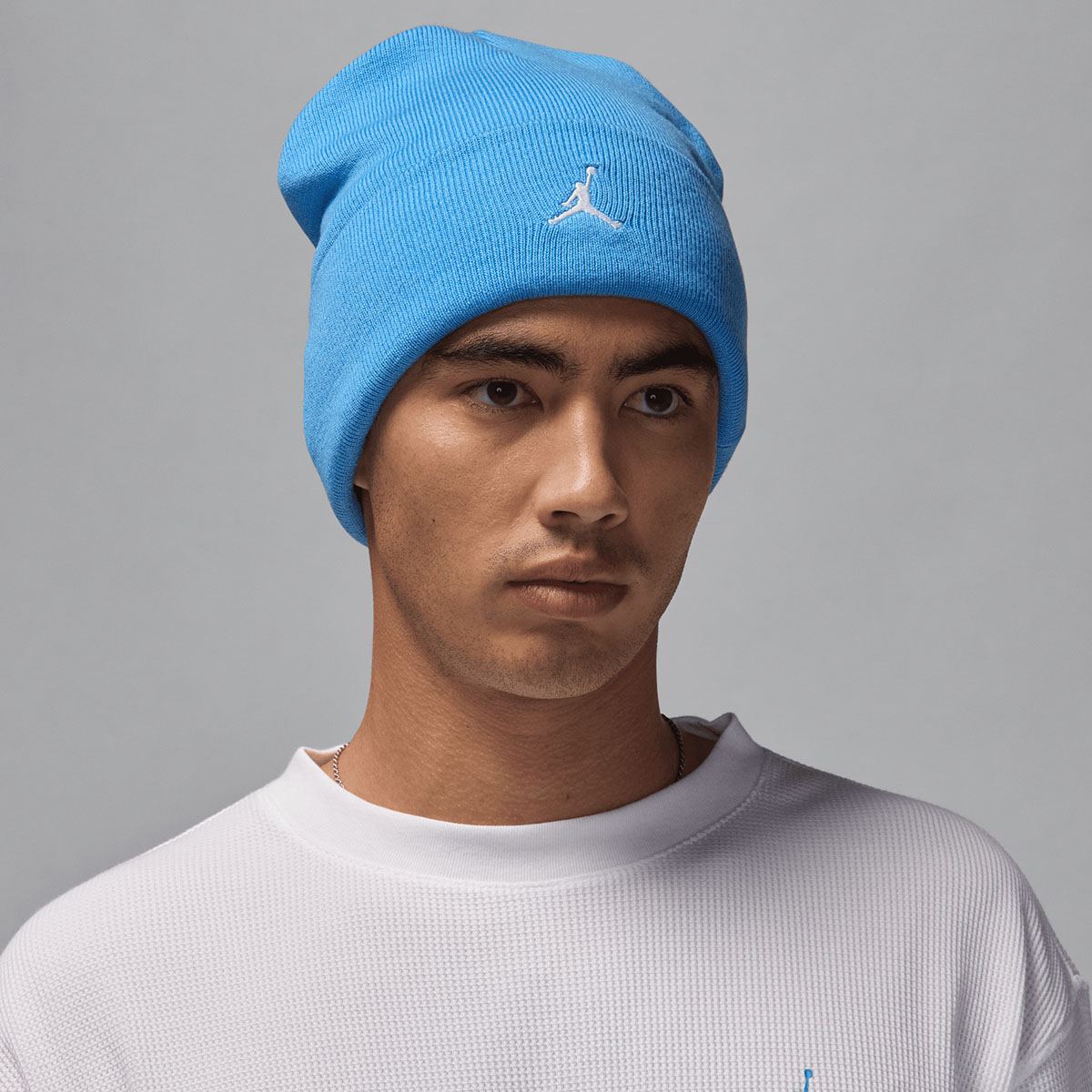 国内発【JORDAN BRAND】 JUMPMAN PEAK BEANIE ESS jordan unisex jordan peak essential beanie black white