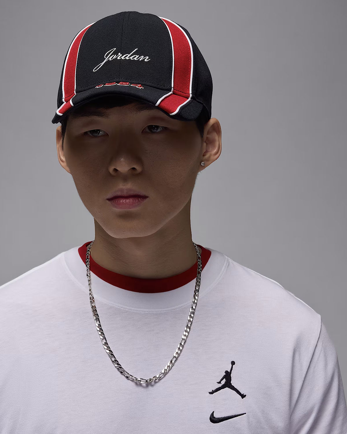 Jordan-Rise-Structured-Snapback-Hat-Black-Gym-Red-White-1